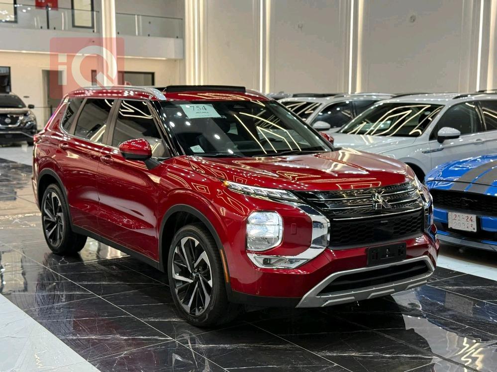 ميتسوبيشي اوتلاندر